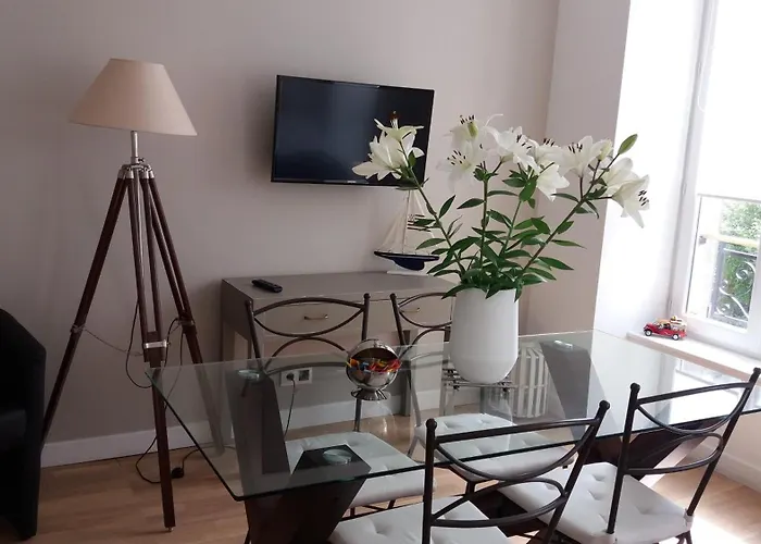 20 Rue Gaste, Proche Gare Sncf De * Breszt