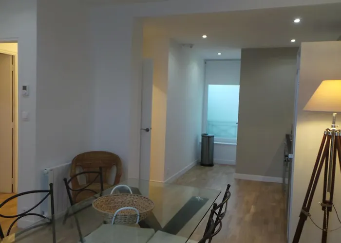 20 Rue Gaste, Proche Gare Sncf De