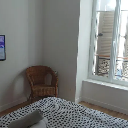 20 Rue Gaste, Proche Gare Sncf De Brest